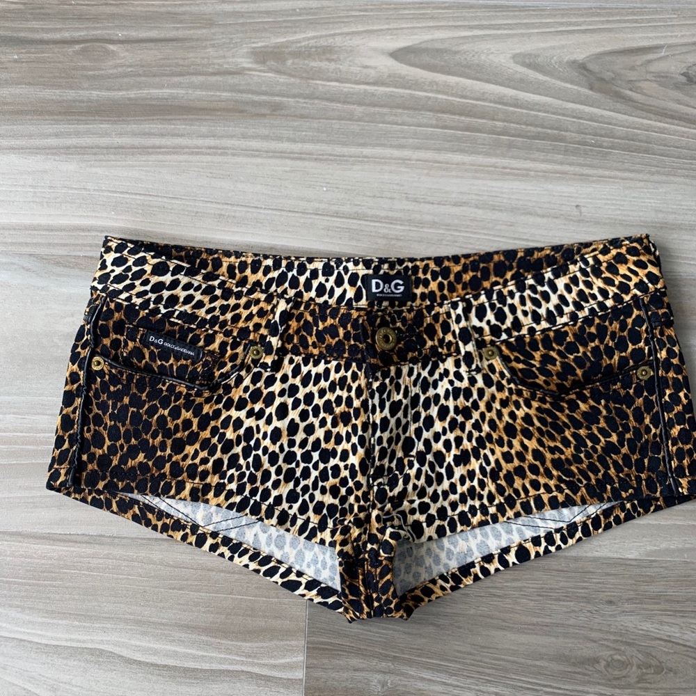 D&G shorts